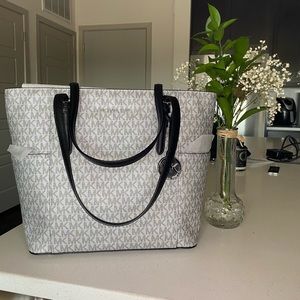 Michael Kors tote bag.